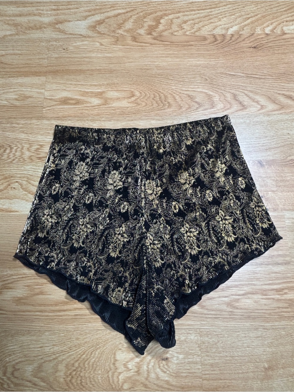 Classified Black and Gold Pleated Floral Top